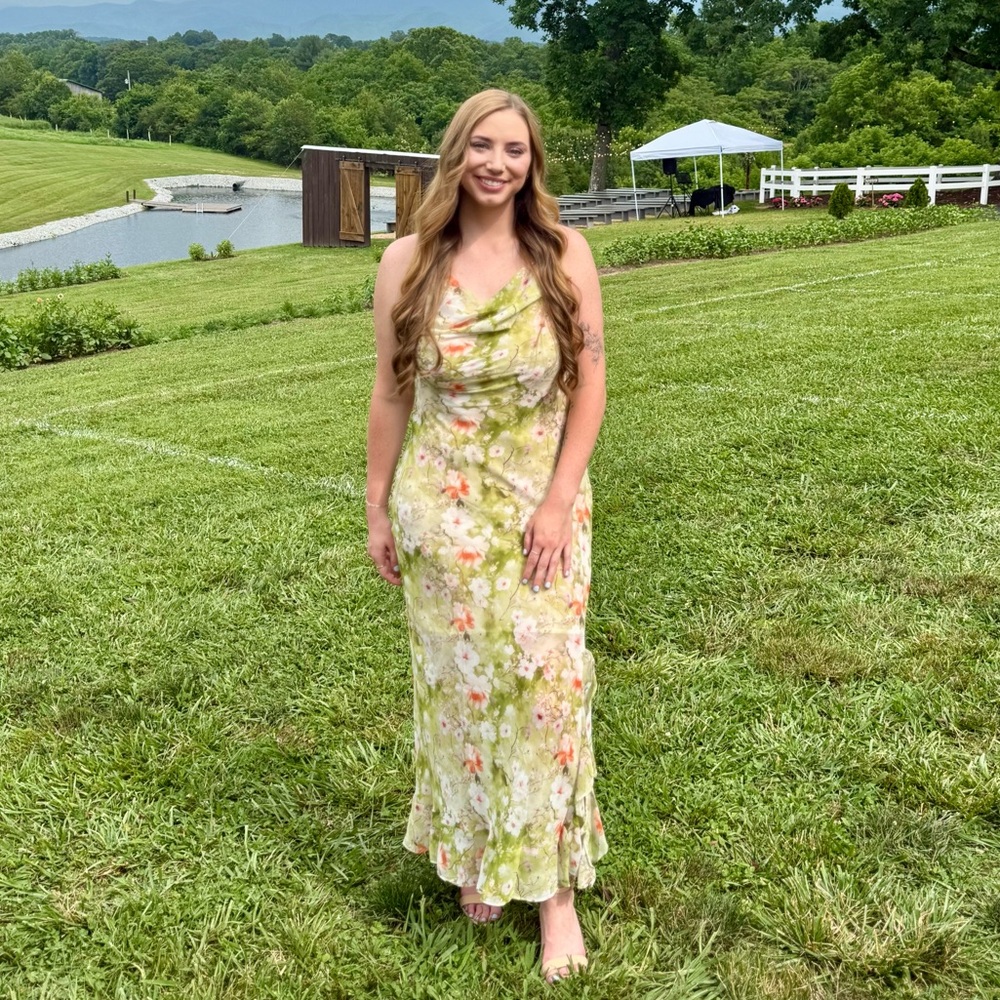 Meet your Posher, Ashley